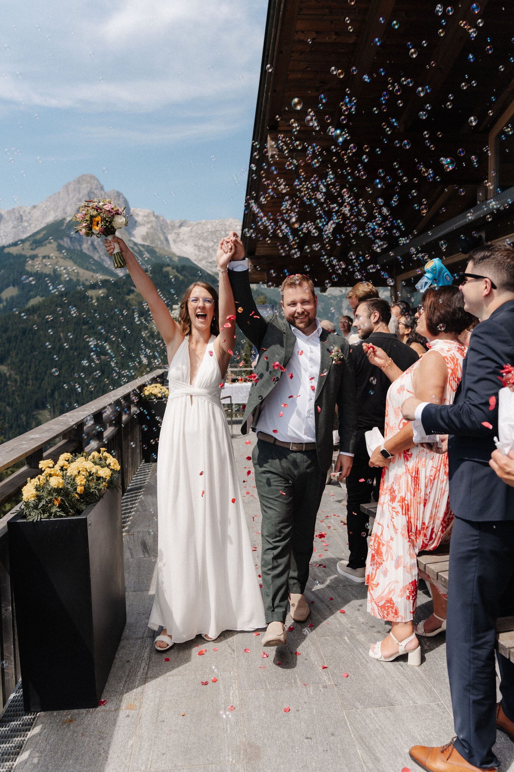 Mehr über den Artikel erfahren Berghochzeit Werfenweng – Auszeit | Eileen & Eileen